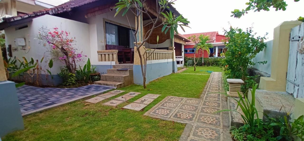 Solaluna Beach Homestay Amed Exterior foto