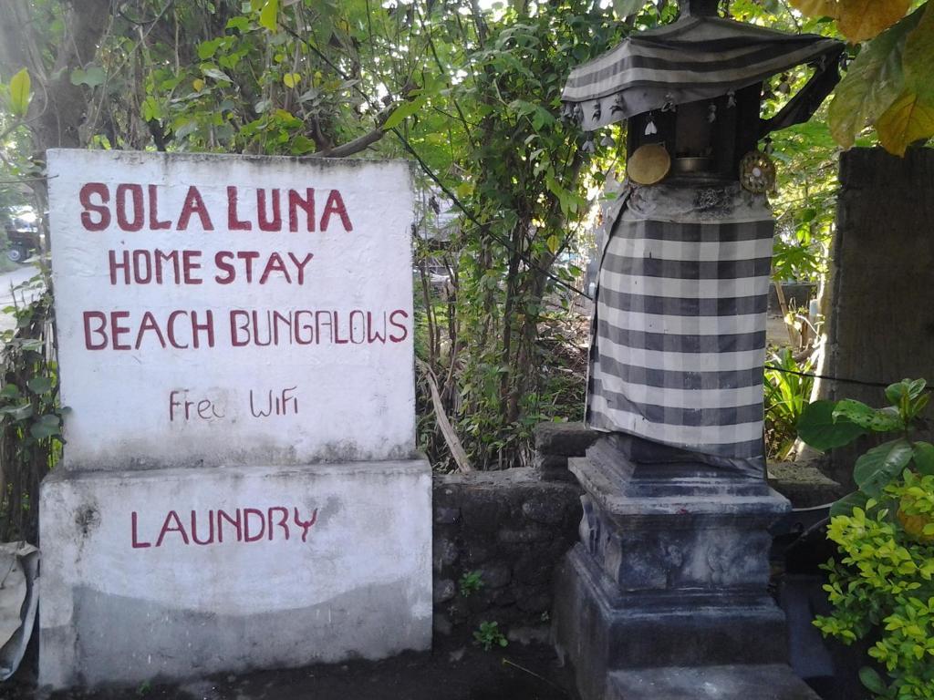 Solaluna Beach Homestay Amed Exterior foto